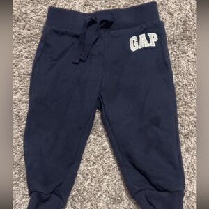 Baby Gap 12-18M sweatpants